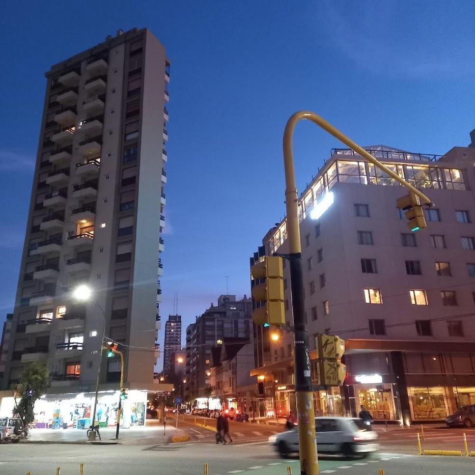 Hermoso monoambiente con vista al mar en La Perla , Mar del Plata Exterior foto